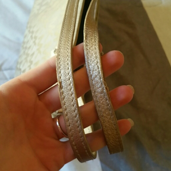 Gold Michael Kors Initial zip up tote - Picture 5 of 6